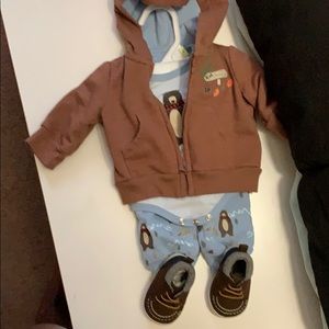 P1: 0-3 months bear outfit